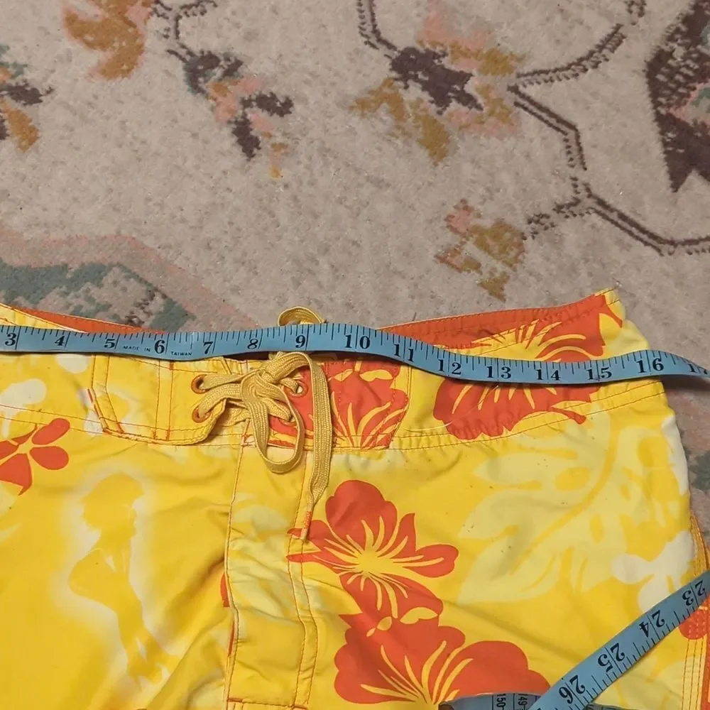 Kirra‎ Mens Shorts Board shorts Swim Trunks Size Adult Yellow Orange Hawaiian